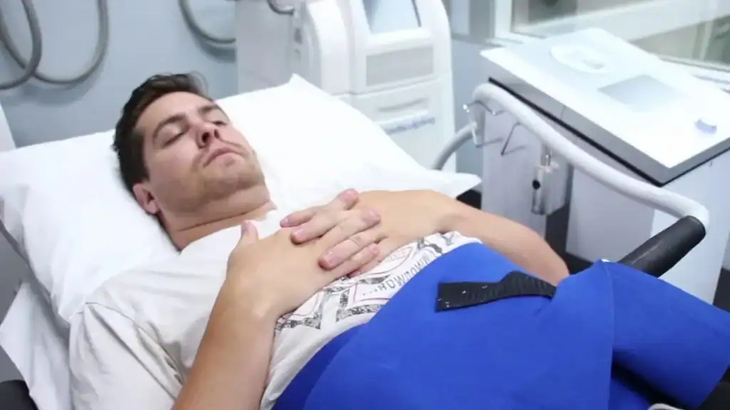 Transforming Bodies: Celebrity Success Stories and the Truth Behind Body Contouring 2 Image of male having body contouring Beccles treatment